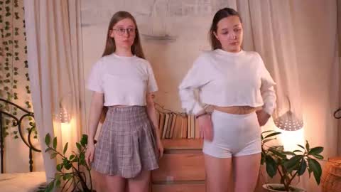 Snapshot of dulceedgin chatting on November 14, 2025, 1:43 pm my first day you can call me Georgia online show from November 14, 2025, 1:43 pm