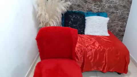 Snapshot of dulcetaylorss chatting on February 6, 2025, 8:45 pm dulcetaylorss online show from February 6, 2025, 8:45 pm