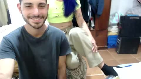 Snapshot of dulcetentations chatting on November 6, 2025, 1:17 am shany y alan online show from November 6, 2025, 1:17 am