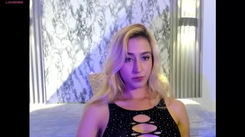 dulcinea 2 online show from November 4, 2025, 7:13 pm