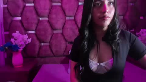 Dulcineaa19 online show from June 26, 2026, 2:32 pm