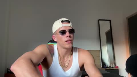 Snapshot of duncancollins chatting on May 21, 2026, 6:15 pm Duncan Collins online show from May 21, 2026, 6:15 pm