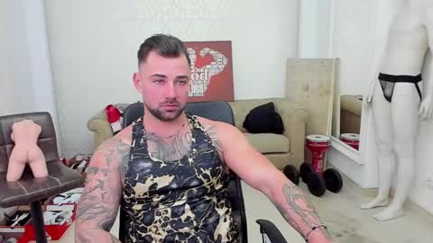 Snapshot of duncanstones chatting on January 11, 2025, 11:23 am DuncanStone online show from January 11, 2025, 11:23 am