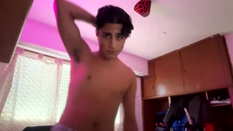 Tobias online show from December 2, 2024, 6:32 pm