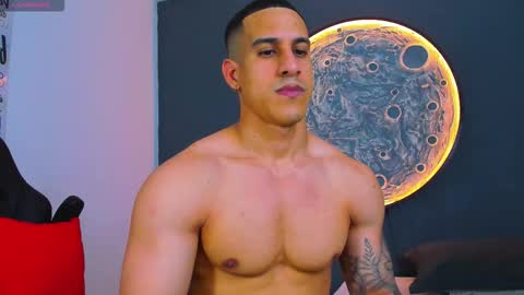 Snapshot of duran_dhikol1 chatting on December 14, 2025, 12:05 am duran_dhikol1 online show from December 14, 2025, 12:05 am