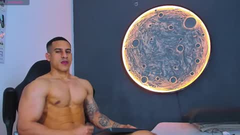 Snapshot of duran_dhikol1 chatting on December 14, 2025, 11:20 pm duran_dhikol1 online show from December 14, 2025, 11:20 pm