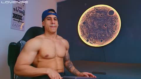 duran_dhikol1 online show from April 21, 2026, 2:48 am