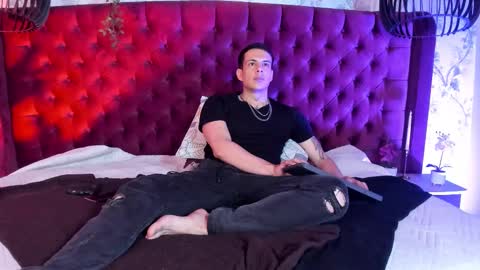 Dustin Sonne online show from February 10, 2026, 3:54 am