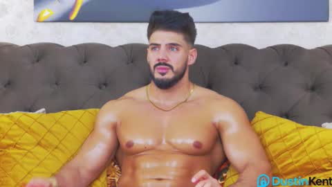 Dustin online show from November 21, 2025, 12:04 pm