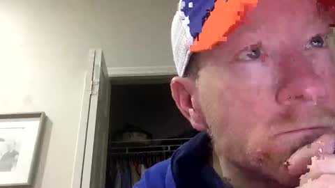 Snapshot of dustinthesweettalker chatting on February 4, 2025, 2:39 am Dustinthesweettalker online show from February 4, 2025, 2:39 am