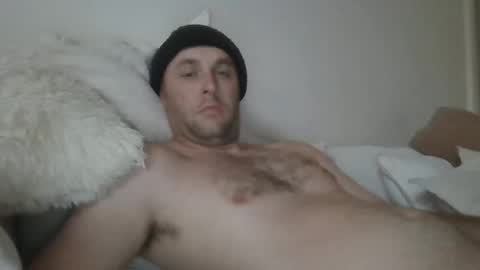 Snapshot of dustyroy09 chatting on May 15, 2026, 6:20 am dustyroy09 online show from May 15, 2026, 6:20 am