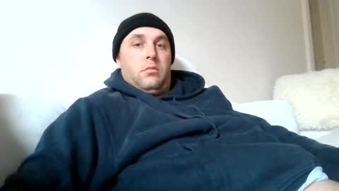 Snapshot of dustyroy09 chatting on June 12, 2026, 5:17 am dustyroy09 online show from June 12, 2026, 5:17 am