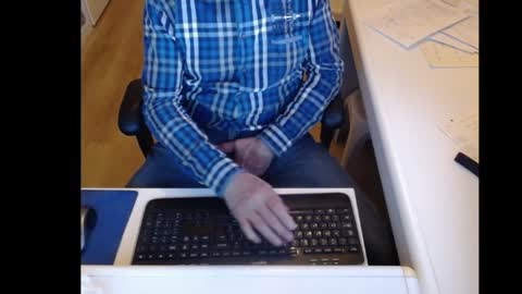 Snapshot of dutchpornking2 chatting on February 6, 2025, 5:19 pm dutchpornking2 online show from February 6, 2025, 5:19 pm