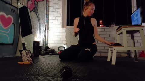 DUTTY IGYAL online show from March 9, 2025, 4:33 pm