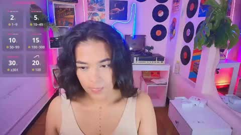 duulce_mia online show from May 25, 2026, 12:22 pm