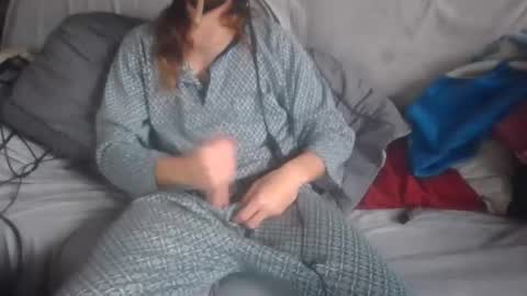 Snapshot of dv3nd3 chatting on December 2, 2025, 3:51 pm dv3nd3 online show from December 2, 2025, 3:51 pm