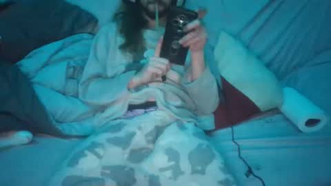 Snapshot of dv3nd3 chatting on February 8, 2026, 10:02 pm dv3nd3 online show from February 8, 2026, 10:02 pm