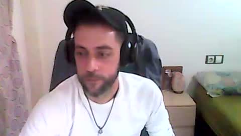 Snapshot of dvdvlc29 chatting on December 14, 2025, 9:03 am david online show from December 14, 2025, 9:03 am