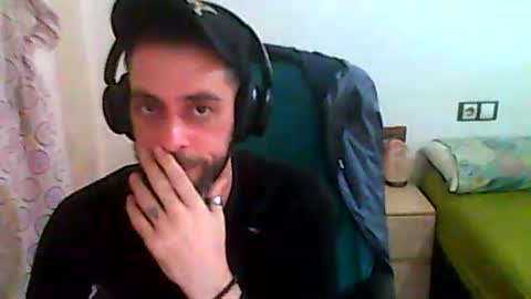 Snapshot of dvdvlc29 chatting on December 16, 2025, 4:39 am david online show from December 16, 2025, 4:39 am