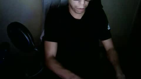 dwaynejamesjackson online show from December 17, 2025, 3:23 am