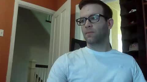 dweav240 online show from May 20, 2026, 7:20 pm