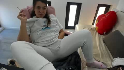 dayana online show from February 3, 2026, 6:40 am