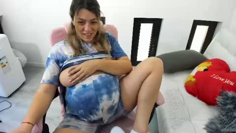 Snapshot of dyanakaylin chatting on June 11, 2026, 4:21 am dayana online show from June 11, 2026, 4:21 am