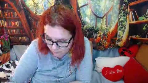 Snapshot of dyannelovee chatting on May 29, 2026, 2:48 pm Dyanne online show from May 29, 2026, 2:48 pm