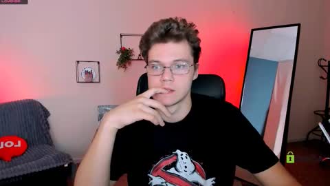 Snapshot of dylan_bold chatting on September 28, 2025, 8:36 pm dylan_bold online show from September 28, 2025, 8:36 pm