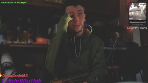 Snapshot of dylandaniel69 chatting on January 16, 2025, 10:02 pm Dylan Daniel 7.8 online show from January 16, 2025, 10:02 pm