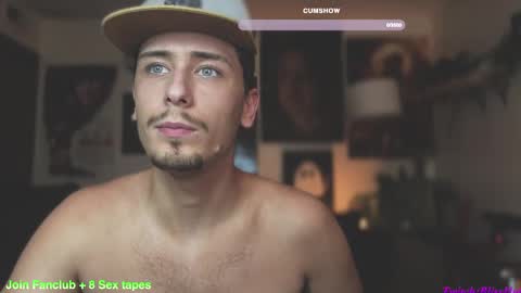 Snapshot of dylandaniel69 chatting on February 19, 2025, 6:22 am Dylan Daniel 7.8 online show from February 19, 2025, 6:22 am