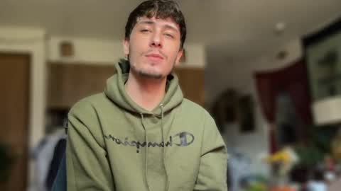 Snapshot of dylandaniel69 chatting on September 12, 2025, 5:35 pm Dylan Daniel 7.8 online show from September 12, 2025, 5:35 pm