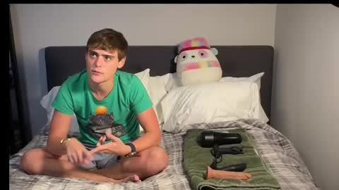 Snapshot of dylanfruits chatting on October 27, 2025, 9:52 pm dylanfruits online show from October 27, 2025, 9:52 pm