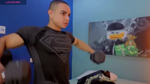 Snapshot of dylanguss chatting on October 21, 2025, 11:55 am dylanguss online show from October 21, 2025, 11:55 am