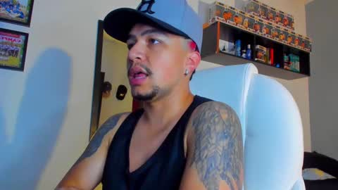 Snapshot of dylann_blaze_ chatting on September 18, 2025, 4:20 pm online show from September 18, 2025, 4:20 pm