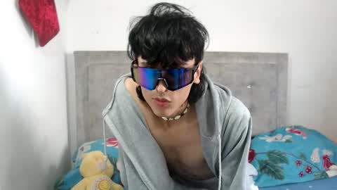 Snapshot of dylann_ross chatting on April 14, 2026, 5:08 pm dylann ross online show from April 14, 2026, 5:08 pm