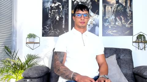 Snapshot of dylanrivera_ chatting on January 18, 2025, 3:09 am Dylan Rivera online show from January 18, 2025, 3:09 am