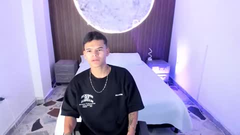 dylanroyce_ online show from March 8, 2026, 12:42 pm