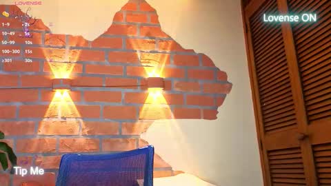 Snapshot of dylanstonne1 chatting on November 2, 2025, 6:43 pm D Y L A N online show from November 2, 2025, 6:43 pm