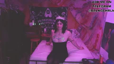 Snapshot of dzlngcharleen chatting on September 10, 2025, 8:36 am dzlngcharleen online show from September 10, 2025, 8:36 am