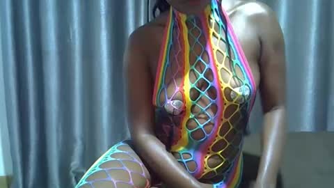 Snapshot of east_queen chatting on September 12, 2025, 9:04 pm east_queen online show from September 12, 2025, 9:04 pm