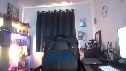 Snapshot of eastmidssoul chatting on February 25, 2026, 8:02 am eastmidssoul online show from February 25, 2026, 8:02 am