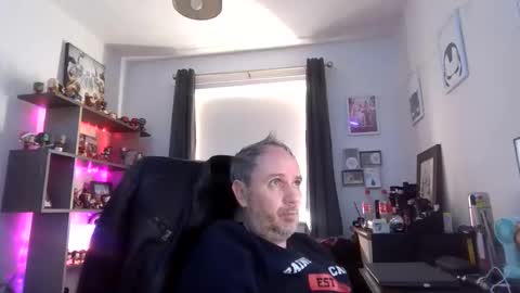 Snapshot of eastmidssoul chatting on April 16, 2026, 7:42 am eastmidssoul online show from April 16, 2026, 7:42 am