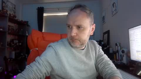 Snapshot of eastmidssoul chatting on June 15, 2026, 7:43 am eastmidssoul online show from June 15, 2026, 7:43 am
