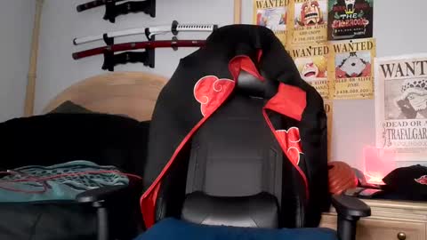 Snapshot of easybreezy20 chatting on December 11, 2024, 9:41 am TWITTER INSTAGRAM easybreezy20 ONLINE 1230 AM TO 7AM online show from December 11, 2024, 9:41 am