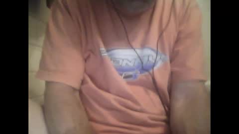 Snapshot of easye4015 chatting on March 11, 2025, 12:06 pm Easye online show from March 11, 2025, 12:06 pm