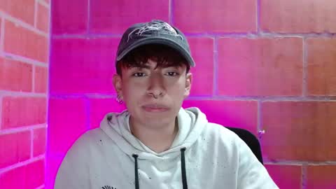 Snapshot of eather_luxury chatting on November 15, 2025, 8:16 pm eather_luxury online show from November 15, 2025, 8:16 pm