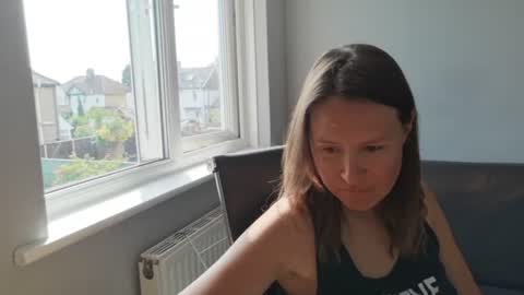 Nadia Ferreira  online show from July 10, 2026, 8:29 am