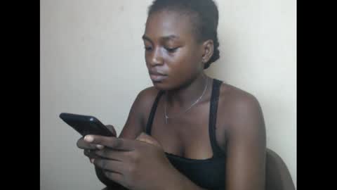 Snapshot of eatuupx chatting on December 18, 2024, 7:08 pm eatuupx online show from December 18, 2024, 7:08 pm