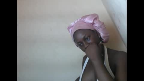 eatuupx online show from January 6, 2025, 6:41 pm